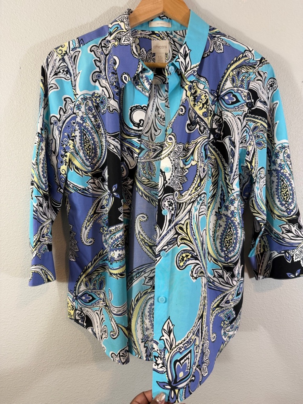 Chico’s No Iron Button Up Shirt Size 1.5 US M/10 Purple Blue Paisley 3/4 Sleeve - Picture 10 of 10